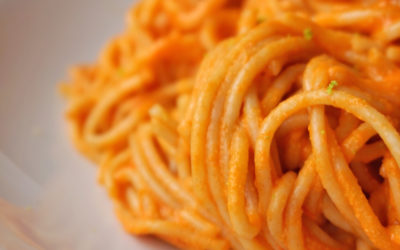 Pates aux Poivrons Rôtis (Recette vegan et ultra onctueuse)
